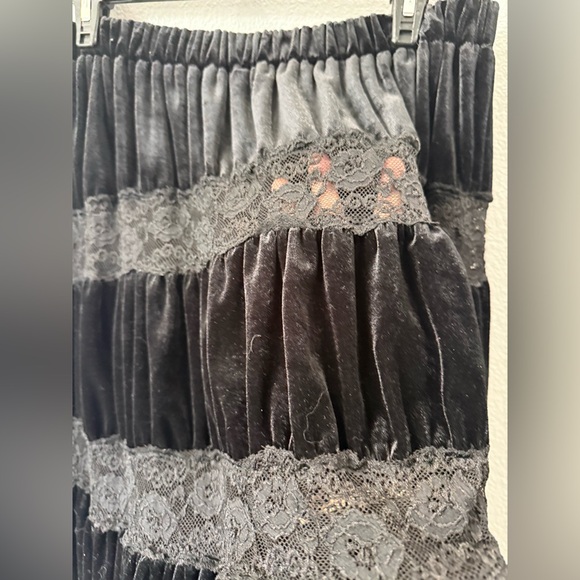 Lapis Black Velvet Lace Sequin Skirt Large Romantic Goth Y2K - Picture 6 of 8